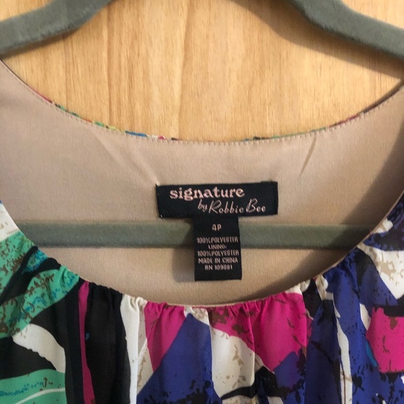 Signature by Robbie Bee colorful dress size 4P - Picture 3 of 7